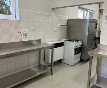 Zrealizované projekty / Obnova kuchyne kultúrneho domu Podhorany  - Sokolníky - foto